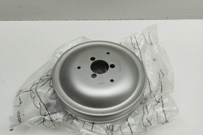 Fulie pompa de apa AUDI A4 8K2, B8 2007 OEM: 06E121031E | 31991425 foto