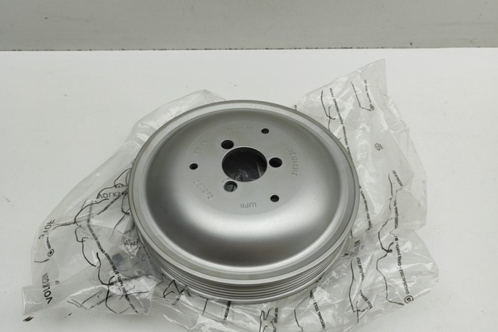 Fulie pompa de apa AUDI A4 8K2, B8 2007 OEM: 06E121031E | 31991425
