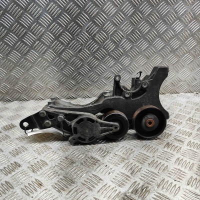 Suport alternator AUDI A6 4F2, C6 2005 OEM: 06D903143D,06B903133A 22421354 foto