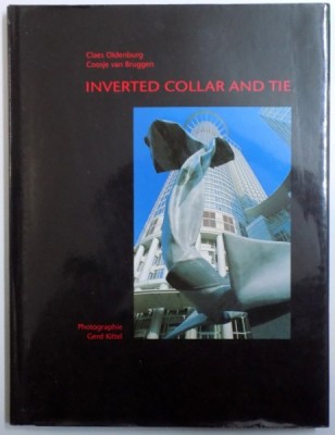 INVERTED COLLAR AND TIE by CLAES OLDENBURG and COOSJE VAN BRUGGEN , photografie GERALD KITTEL , 1994 foto