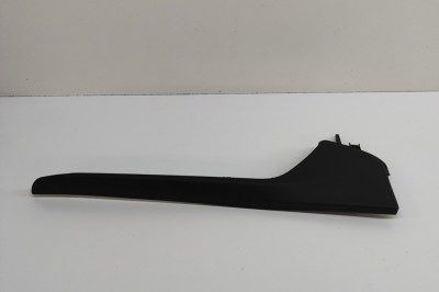 Ornament st&amp;acirc;lp spate st&amp;acirc;nga JAGUAR F-TYPE Coupe X152 2021 OEM: Coupe | 30182239 foto