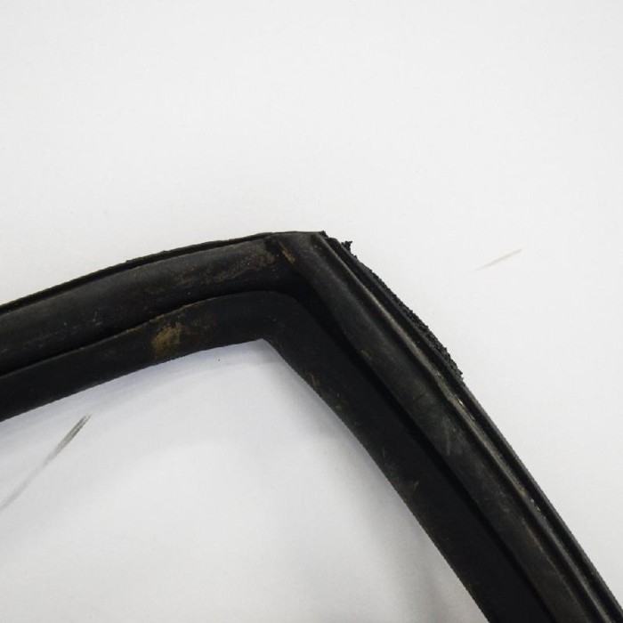 Garnitura ușă dreapta spate TESLA MODEL S 2015 OEM: TMSP-T03R1 | 3608065