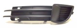 Grila bara fata Audi A3 (8P), 09.2004-04.2008 Model cu 5Usi , Stanga, 8P4807681A, 133127-5 fara locas pentru proiectoare