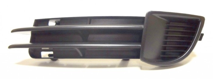 Grila bara fata Audi A3 (8P), 09.2004-04.2008 Model cu 5Usi , Stanga, 8P4807681A, 133127-5 fara locas pentru proiectoare