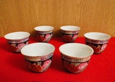 6 BOLURI PENTRU CEAI, DIN PORTELAN CHINEZESC, PICTATE MANUAL D6,5CM