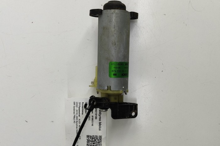 nerasta AUDI A8 D3 4E2, 4E8 2005 OEM: 0130002529 29019180