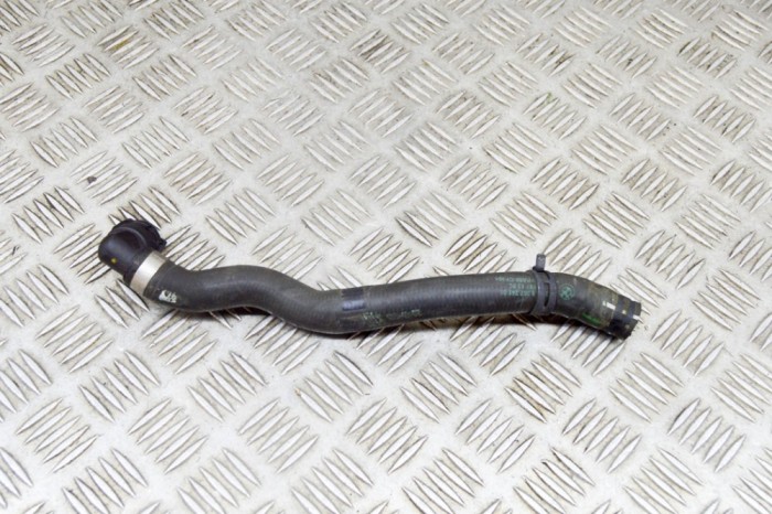 Furtun de lichid de răcire BMW 4 Cabrio F33, F83 2015 OEM: 9307241 15494025