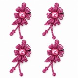 Cumpara ieftin Set 4 cleme de par roz 5 x 2 cm, model floral metalizat, accesorii decorative pentru coafuri, fixare confortabila