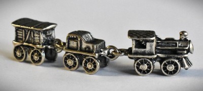Miniatura din argint 800 - Trenulet / Tren cu locomotiva cu abur si vagoane - 13,4 grame foto