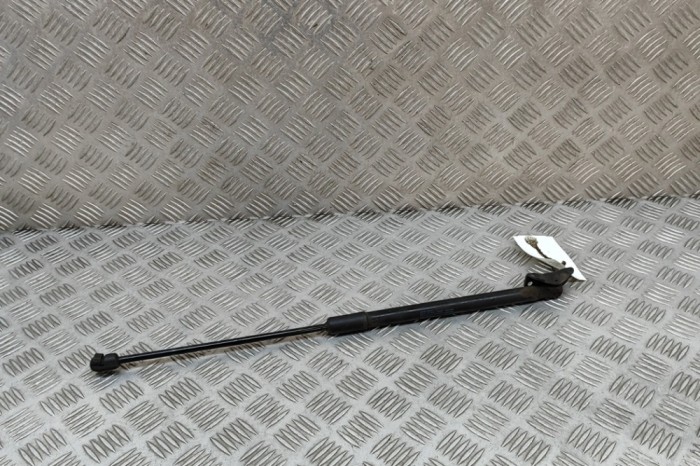 Amortizor haion st&acirc;nga SKODA YETI 5L 2017 OEM: 5L6827550A 28223679