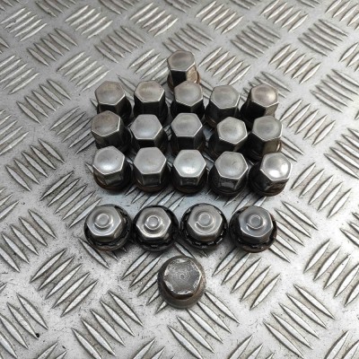 Set prezoane roata LAND ROVER RANGE ROVER VELAR L560 2018 OEM: LR037026,6G92-17A147-DB,VPLVW0070,BJ3M-1012-BA 32192926 foto