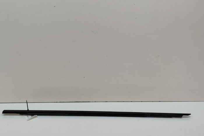 Chedar geam ușă st&acirc;nga față JAGUAR F-PACE X761 2022 OEM: HK83-21435-AB | 31649821