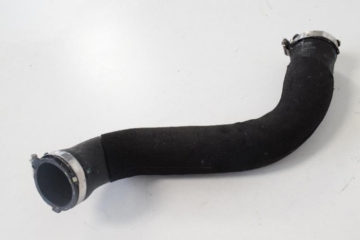 Furtun intercooler st&acirc;nga AUDI A6 4F2, C6 2011 OEM: 4F0145737J 10007459