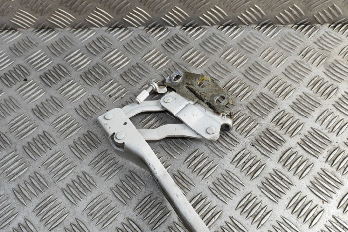 VW PASSAT Variant B7 365 2012 OEM: 3AA823301 SKU: 31045271