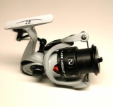 Mulineta Crap Baracuda Windblade HS50F, 9+1 Rulmenti, Tambur Metalic, 0.25-180M, Frana Fata, Pescuit Stationar