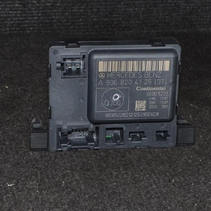 Modul de control ușă st&acirc;nga față MERCEDES-BENZ SPRINTER 3-t Minibus / passenger 906 2012 OEM: A9068204146 | 2073961
