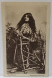 TANARA IN PORT NATIONAL , CARTE POSTALA ILUSTRATA , INCEPUTUL SEC. XX
