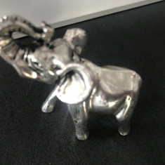 Delicat elefant argintat din alama argintata in miniatura,vechi,Italia,de decor.