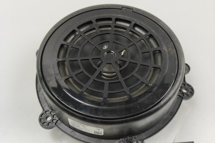 Difuzor ușă dreapta spate PORSCHE PANAMERA 971 2018 OEM: 971035453D 30621937