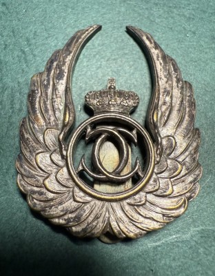 Insigna observator aerian Carol 2 perioada 1930 1940 varianta argintata foto
