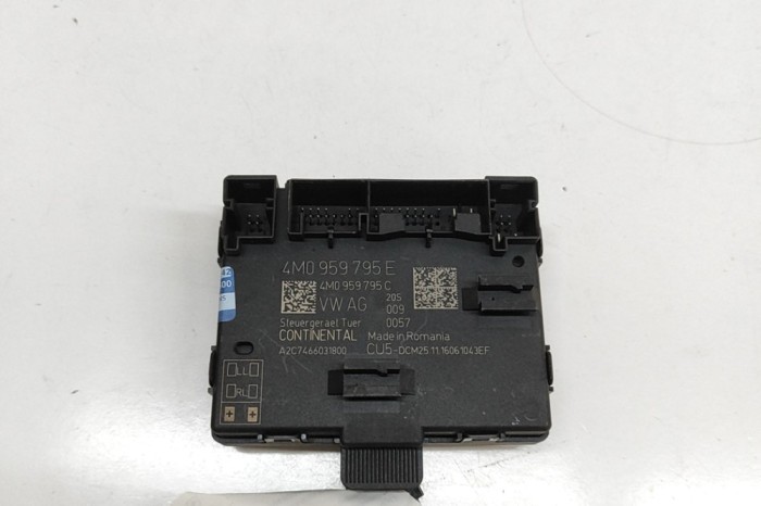 Modul de control ușă st&acirc;nga spate AUDI Q7 4M 2016 OEM: 4M0959795E,4M0959795C,A2C7466031800 | 32066662