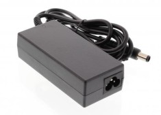 Alimentator pentru laptop HP 18.5V 3.5A 65W 7.4x5.0mm Well foto