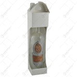 Sticla dreapta cu gat inalt is ingusta. cu decor embosat &ndash; 20 &ndash; La multi ani!