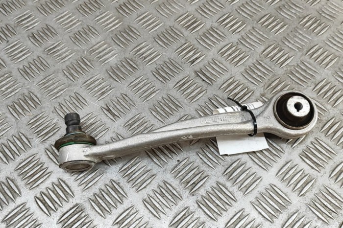Braț superior dreapta față VW TOUAREG CR7 2023 OEM: 4M0407510C 30906953