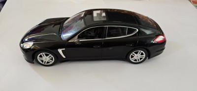 MASINUTA PORSCHE PANAMERA TURBO SCALA 1 /14 . CITITI DESCRIEREA ! foto