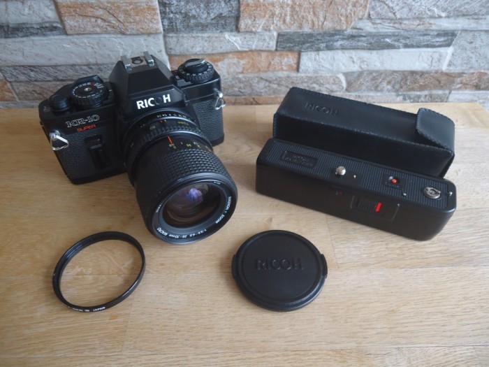 Lot 2 aparate Ricoh KR-10 Super 35 mm (1983), Rikenon 1:1.7 F=50 mm + tele, SLR.