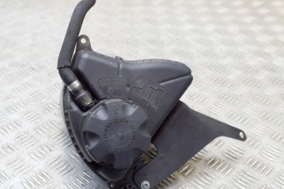 Vas de expansiune BMW 5 Touring F11 2011 OEM: 7601949 18062449 foto
