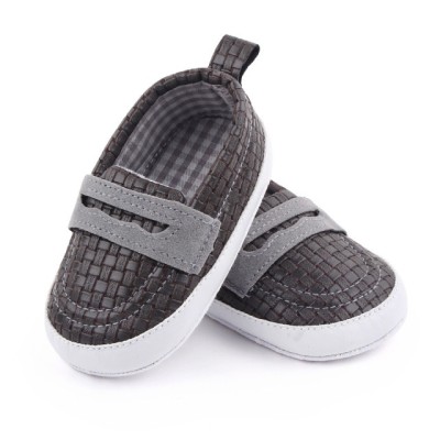 Pantofiori gri tip mocasini pentru bebelusi (Marime Disponibila: 9-12 luni foto