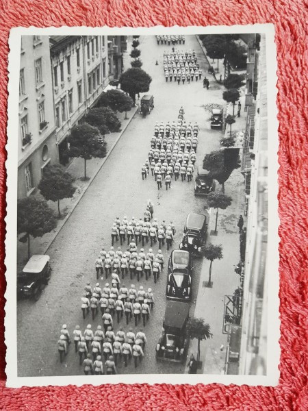 Fotografie, parada militara, perioada interbelica