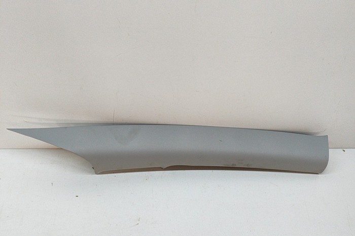 Ornament st&acirc;lp spate st&acirc;nga TESLA MODEL 3 2021 OEM: Sedan | 27155164
