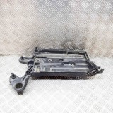 Suport Baterie VW Passat B8 3G2 2015&gt; OEM 5Q0915321H 5Q0915331J Originala Vw