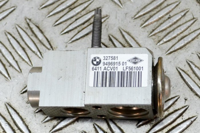 Supapa de expansiune aer condiționat BMW 5 G30 2021 OEM: 9496915 14385106