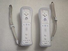 Kit Controller Nintendo Wii Remote Alb RVL-003 + husa protectie + curele de prindere