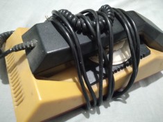 TELEFON FIX CU DISC PERIOADA COMUNISTA FUNCTIONABIL foto
