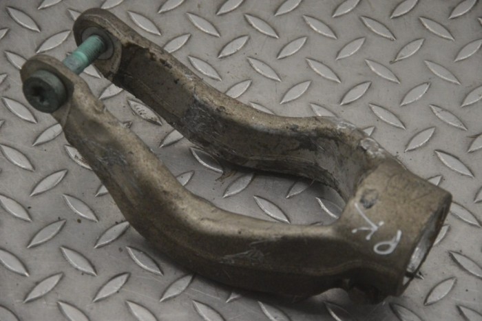 Braț inferior st&acirc;nga față JAGUAR I-PACE X590 2020 OEM: J9D3-3463-AA 23506601