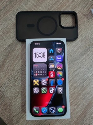 Iphone 15 PRO MAX foto