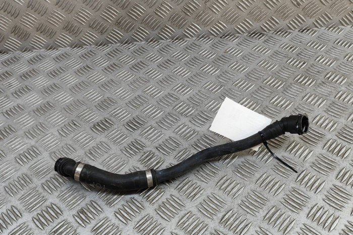 Furtun de lichid de răcire MERCEDES-BENZ C W206 2024 OEM: A2068307402 | 31777498