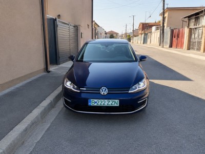 Volskwagen e-Golf 2020 foto
