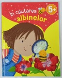 IN CAUTAREA ALBINELOR , VARSTA 5 + , de LENA STEINFELD si LAURA TELLER , ilustratia JULIA SEAL , ANII &#039;2000