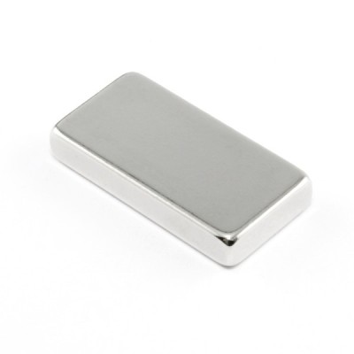 Magnet neodim bloc 30 x 15 x 5 mm N52 foto