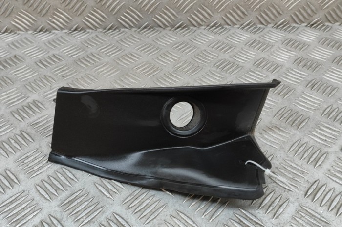 Ornament picurator haion dreapta BMW iX1 U11 BEV 2023 OEM: 9448830 | 28088916
