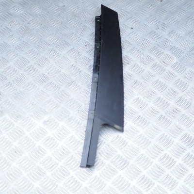 Ornament vertical ușă dreapta spate BMW 3 F30, F80 2014 OEM: 7258308 2069385 foto