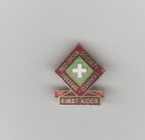 bnk ins Insigna Marea BRitanie Cruce Rosie - British Red Cross Society Trained First Aider