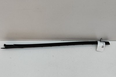 Ornament vertical parbriz st&amp;acirc;nga BMW X7 G07 2019 OEM: 7434873 | 25411047 foto
