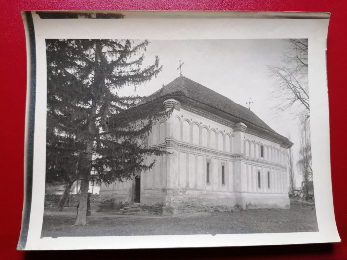 Muscel Golesti biserica lot 4 foto