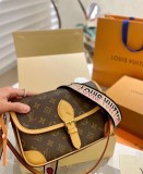 Geanta Louis Vuitton, piele